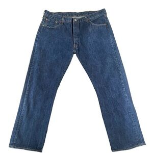 Levi’s 501 Mens Jeans Blue size 40 Button Fly Dark Wash 10687
